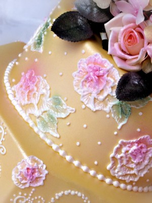brush-embroidered-wedding-cake-dummy-300x400.jpg
