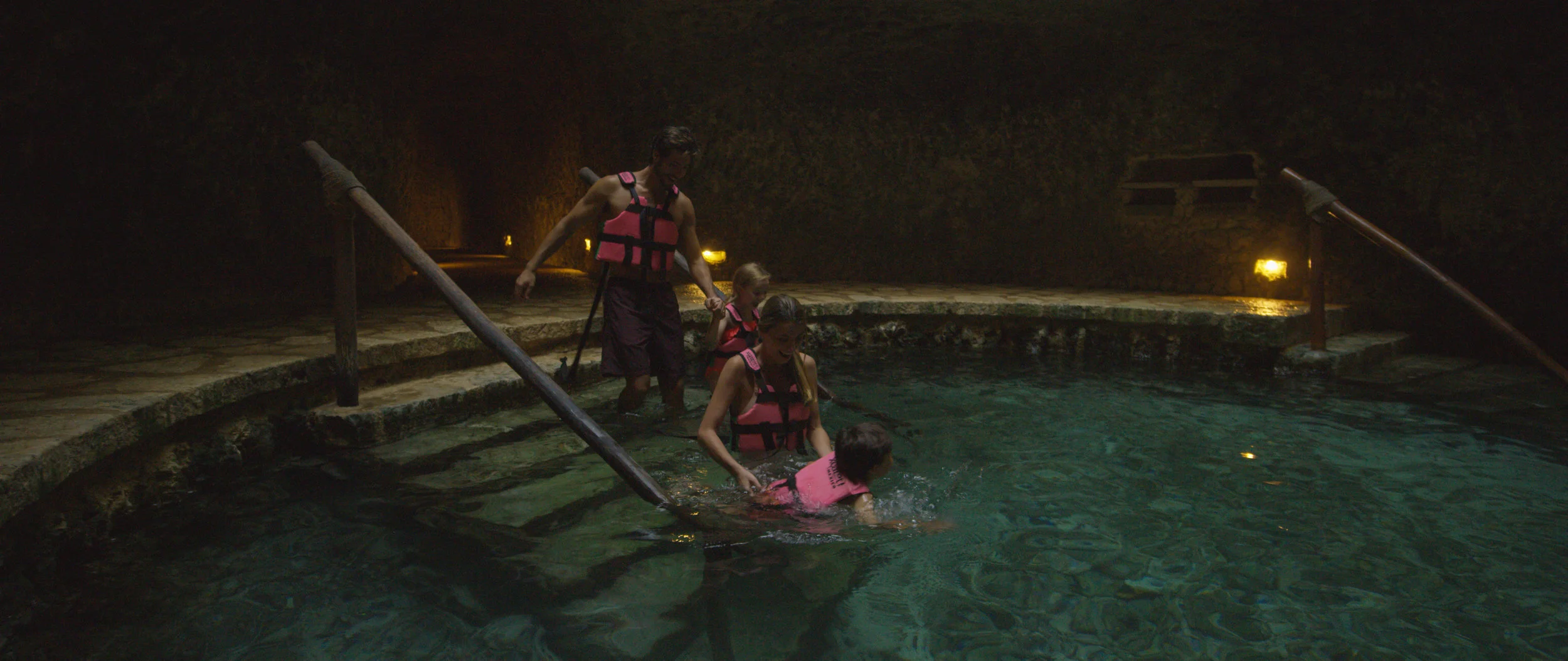 XCARET_10_C001_05244I.0000474.jpg