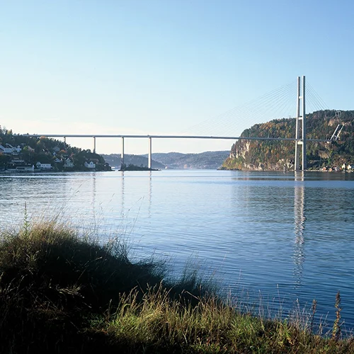 GRENLANDSBROEN, LARVIK + VINNERUTKAST 1991