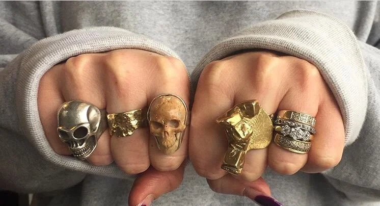  Knuckle duster &amp; Queenie commission - middle rings 