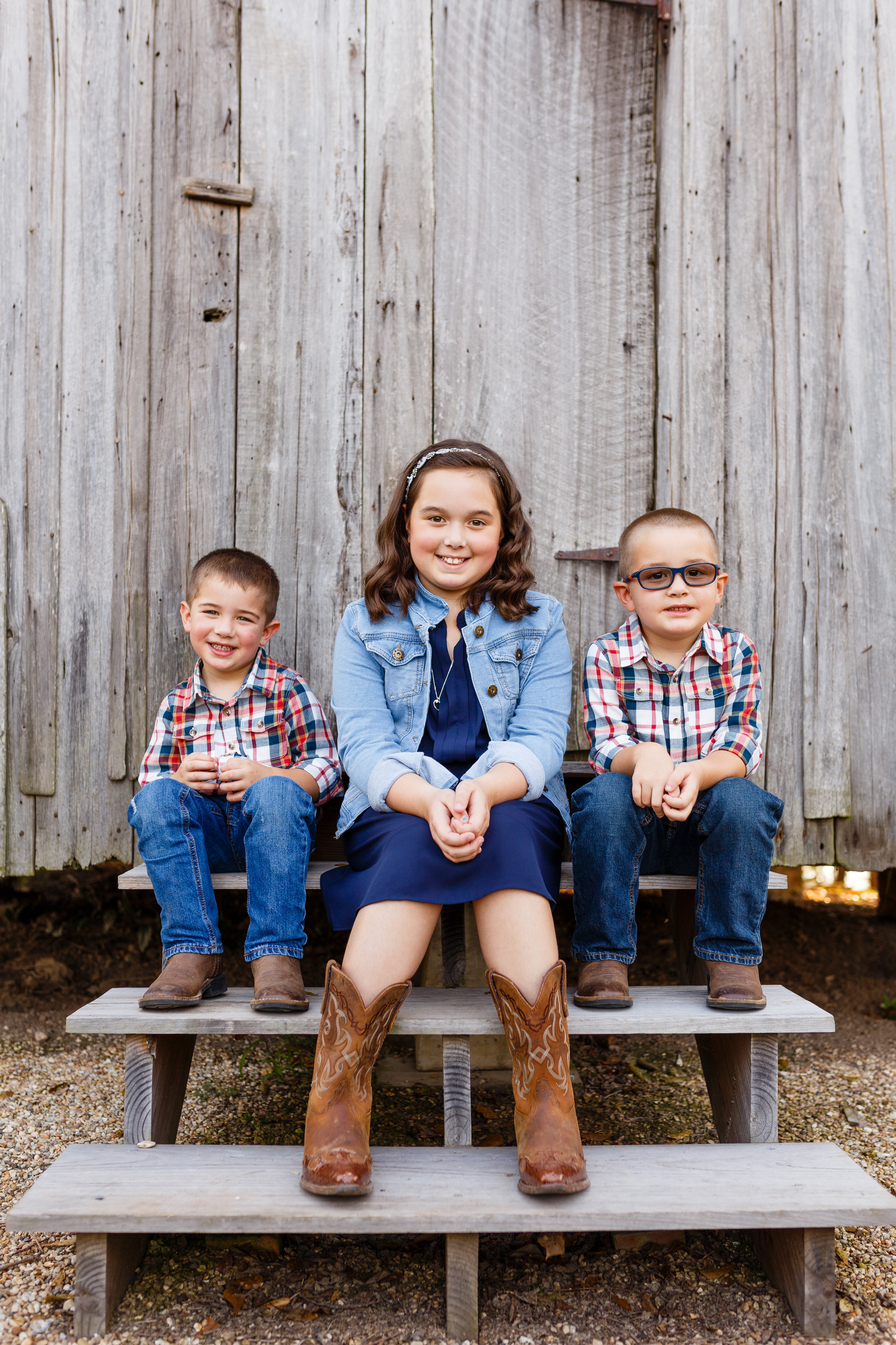 Family-child-portrait-lafayette-broussard-youngsville-photographer-1.jpg
