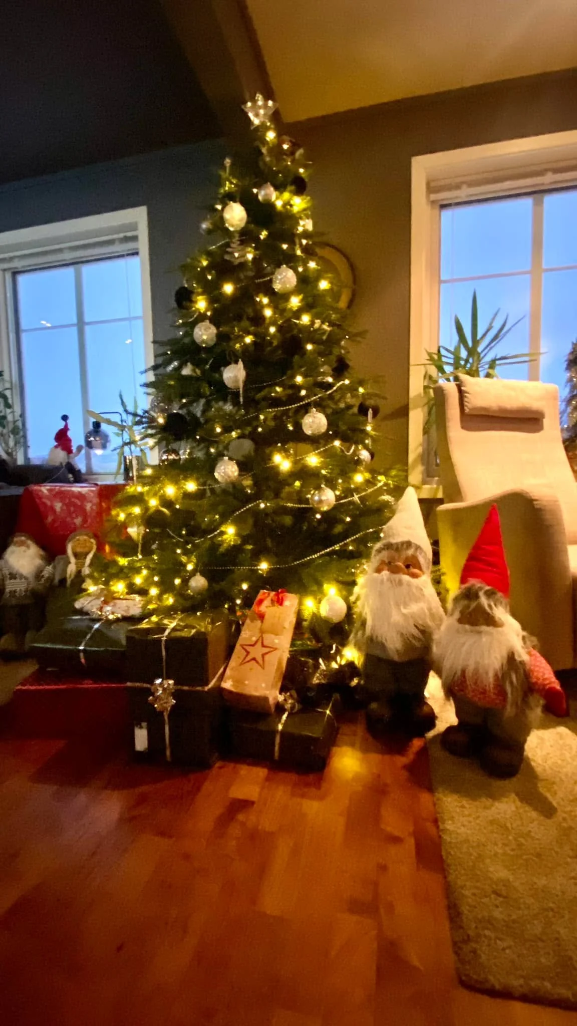 &Oslash;nsker alle ei fredfull og God Jul 🎄🎅🏻🎁