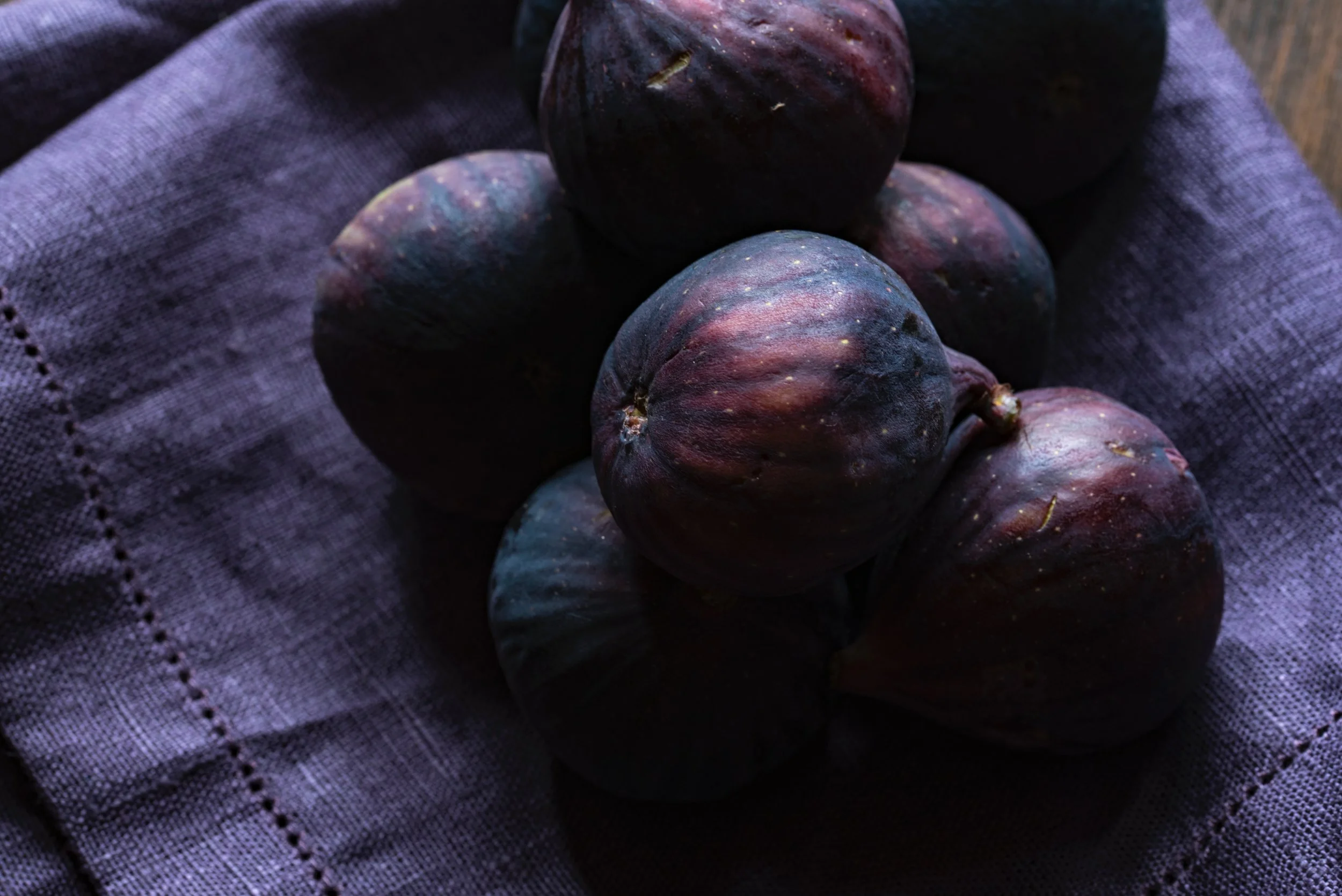 joanna-kosinska-figs-Flanerie.jpg