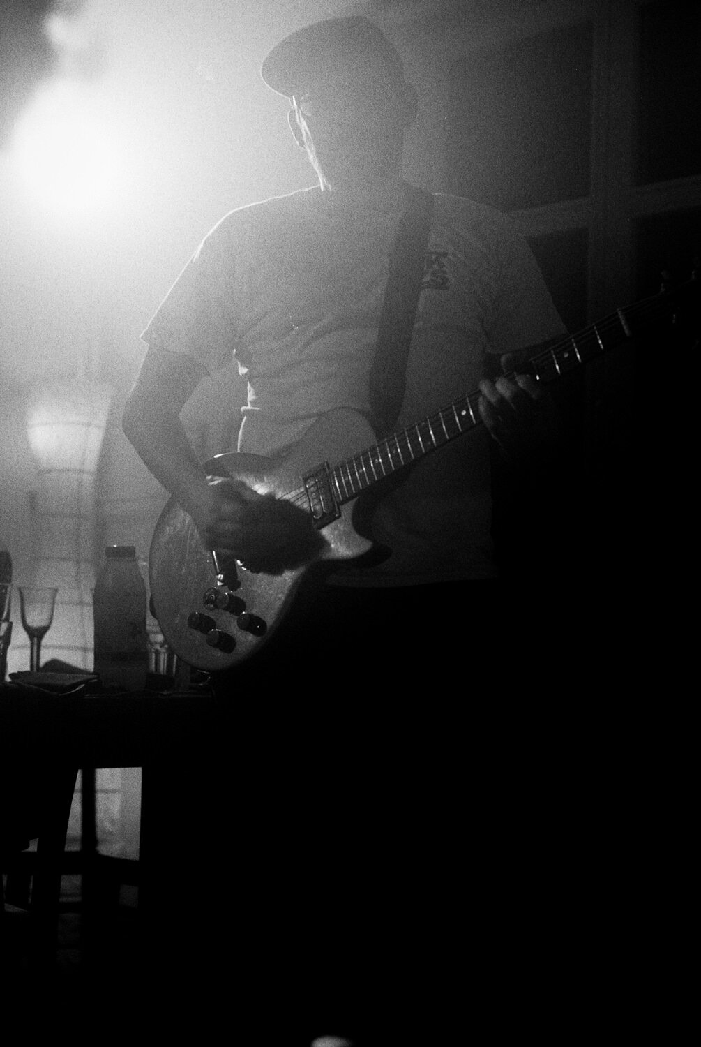  El placer - Zurich, Switzerland  Rock n roll, live music, fresh food 