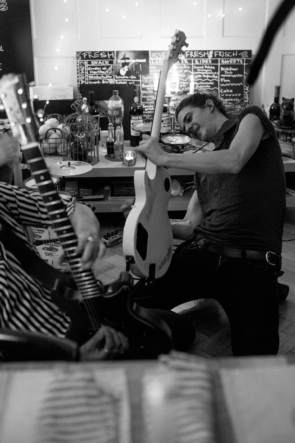  El placer - Zurich, Switzerland  Rock n roll, live music, fresh food 