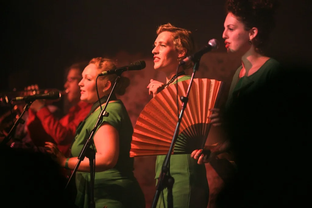The Spitfire Sisters at Larmer Tree Festival, 2013. Photo by Chris Vile.