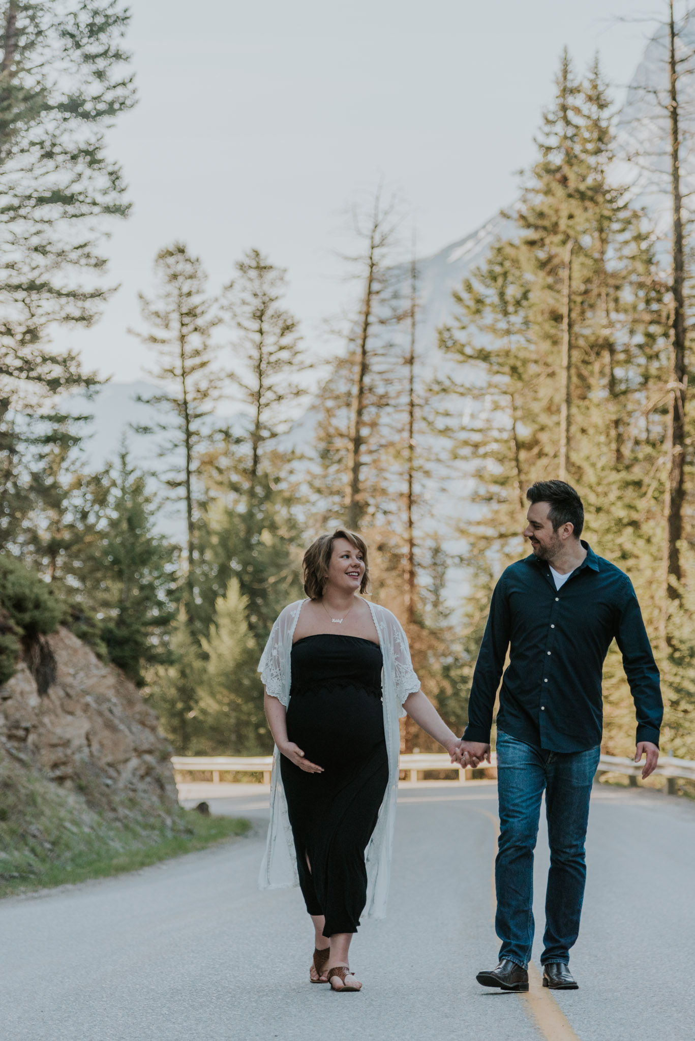 Maternity session in Banff, by Célestine Aerden Photography