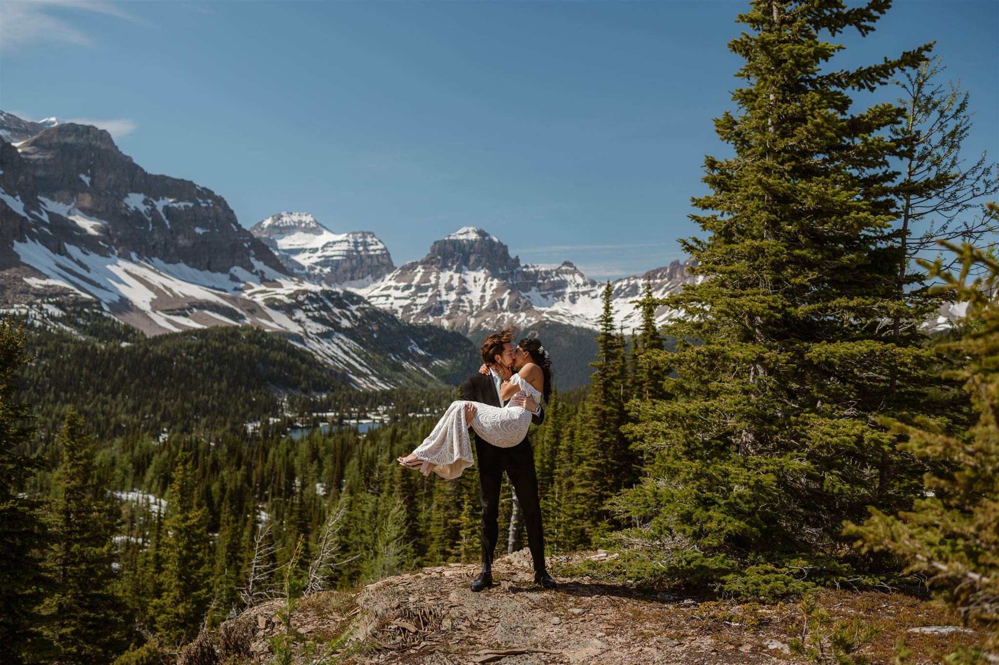 Pavi-Connor-Canmore-Intimate-Heli-Wedding-Banff-550_websize.jpg
