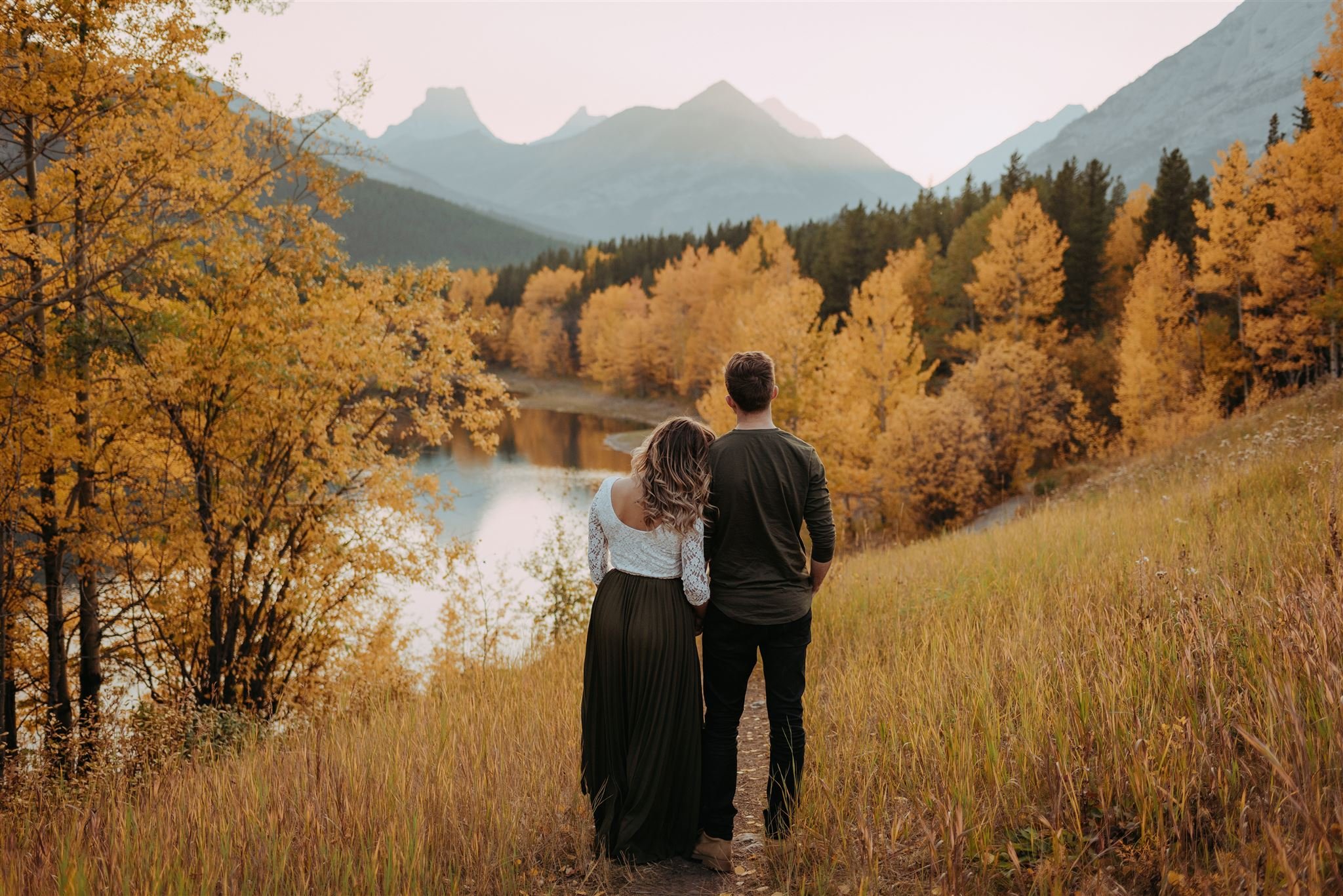 Helena-Rejean-Kananaskis-Golden-Hour-Adventure-Session-224_websize.jpg