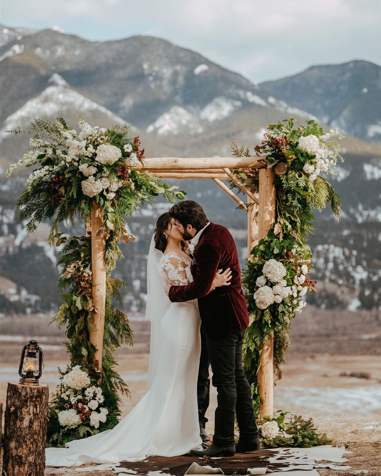 A beautiful intimate wedding in Invermere