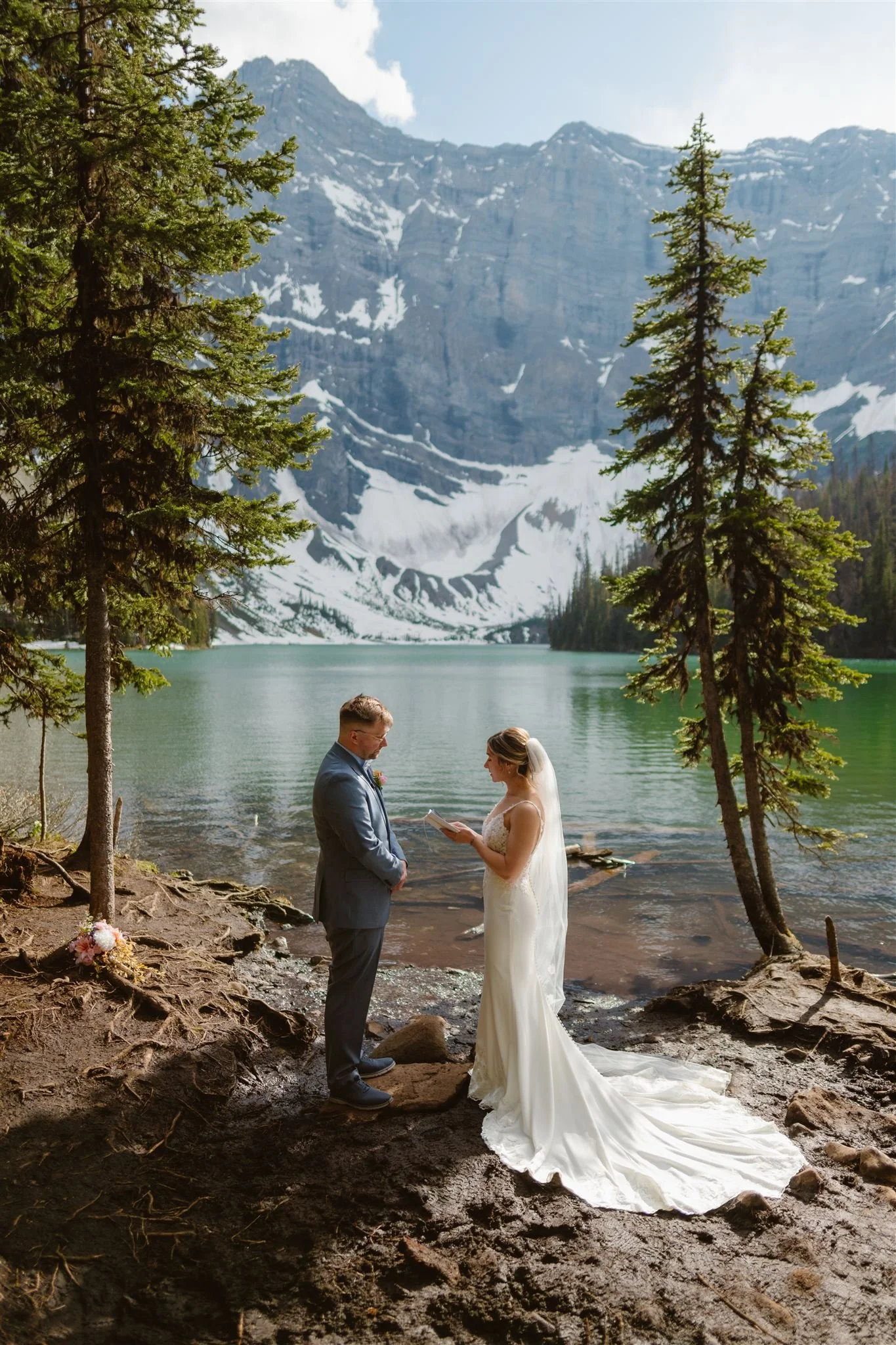 Sarah-Alex-Kananaskis-Adventure-Hiking-Elopement-196_websize.jpg