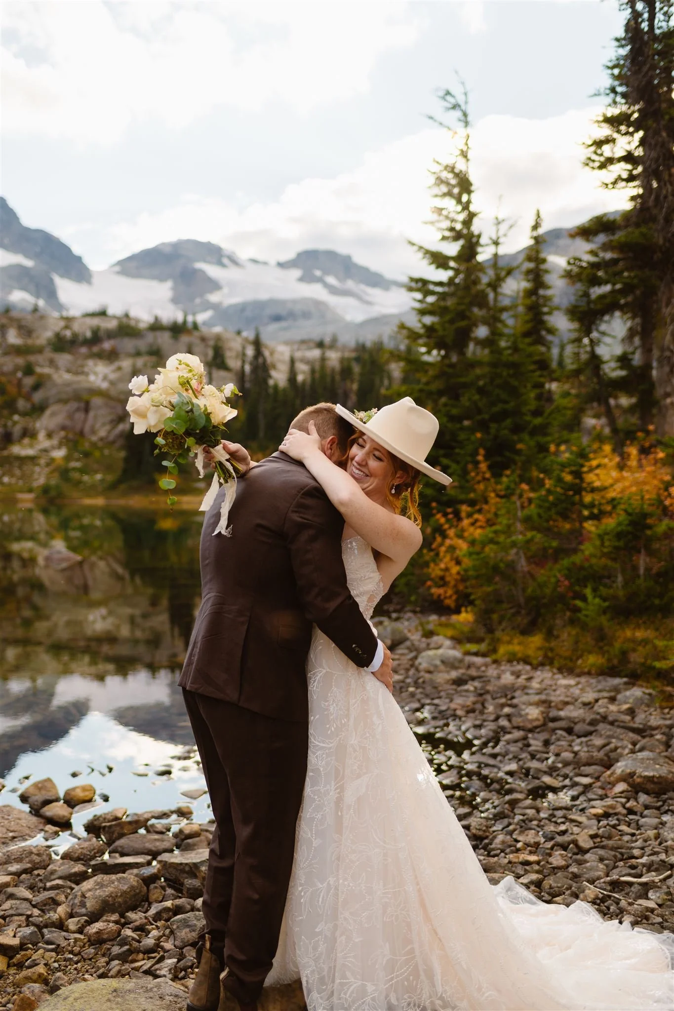 Rebecca-Jeremy-Pemberton-BC-Hiking-Elopement-405_websize.jpg