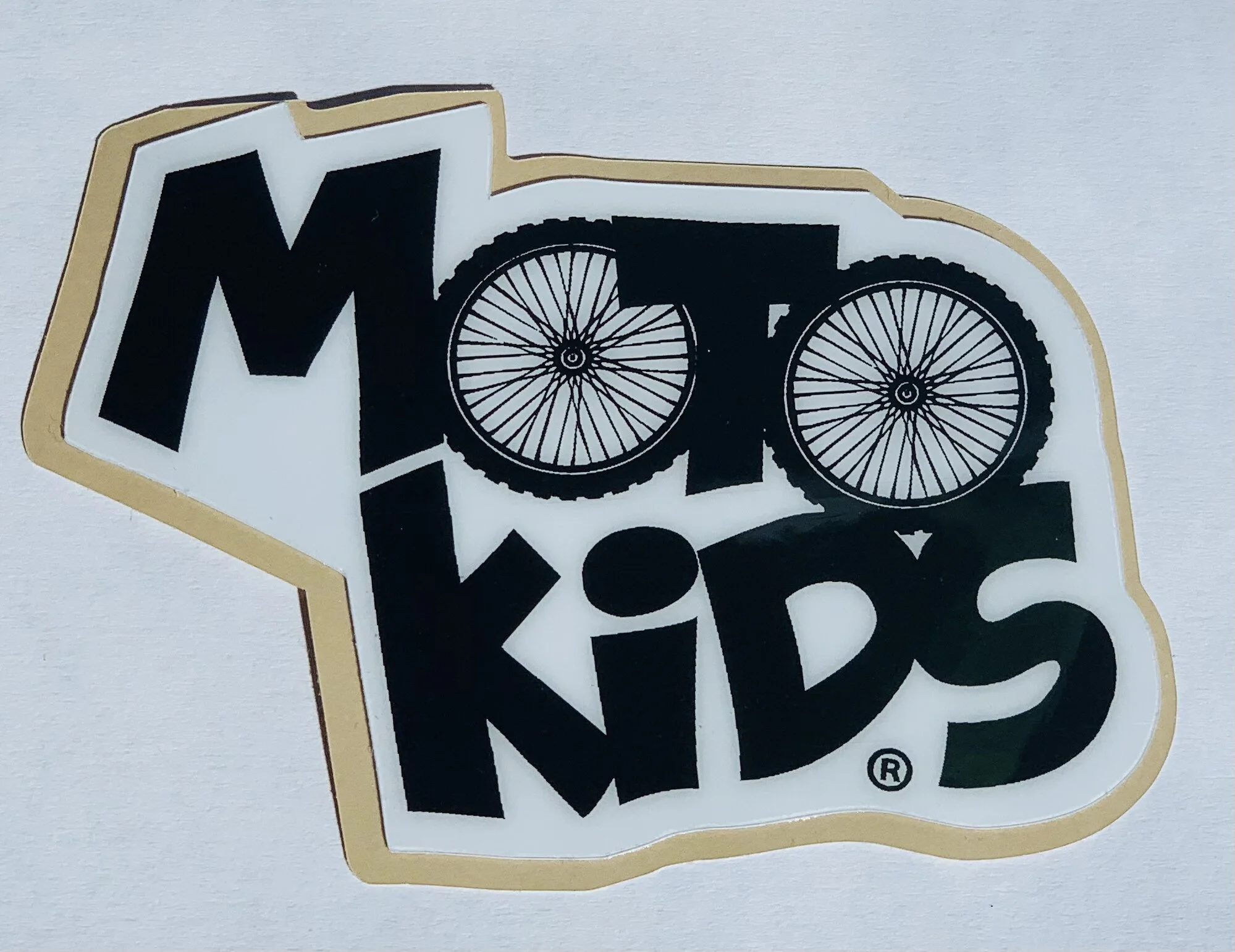 07A1E24F-DFB5-4475-B4C3-1B5634883E3E