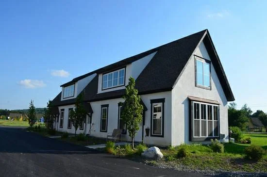 Renting Gatehouse 3 Bedroom Apartment!