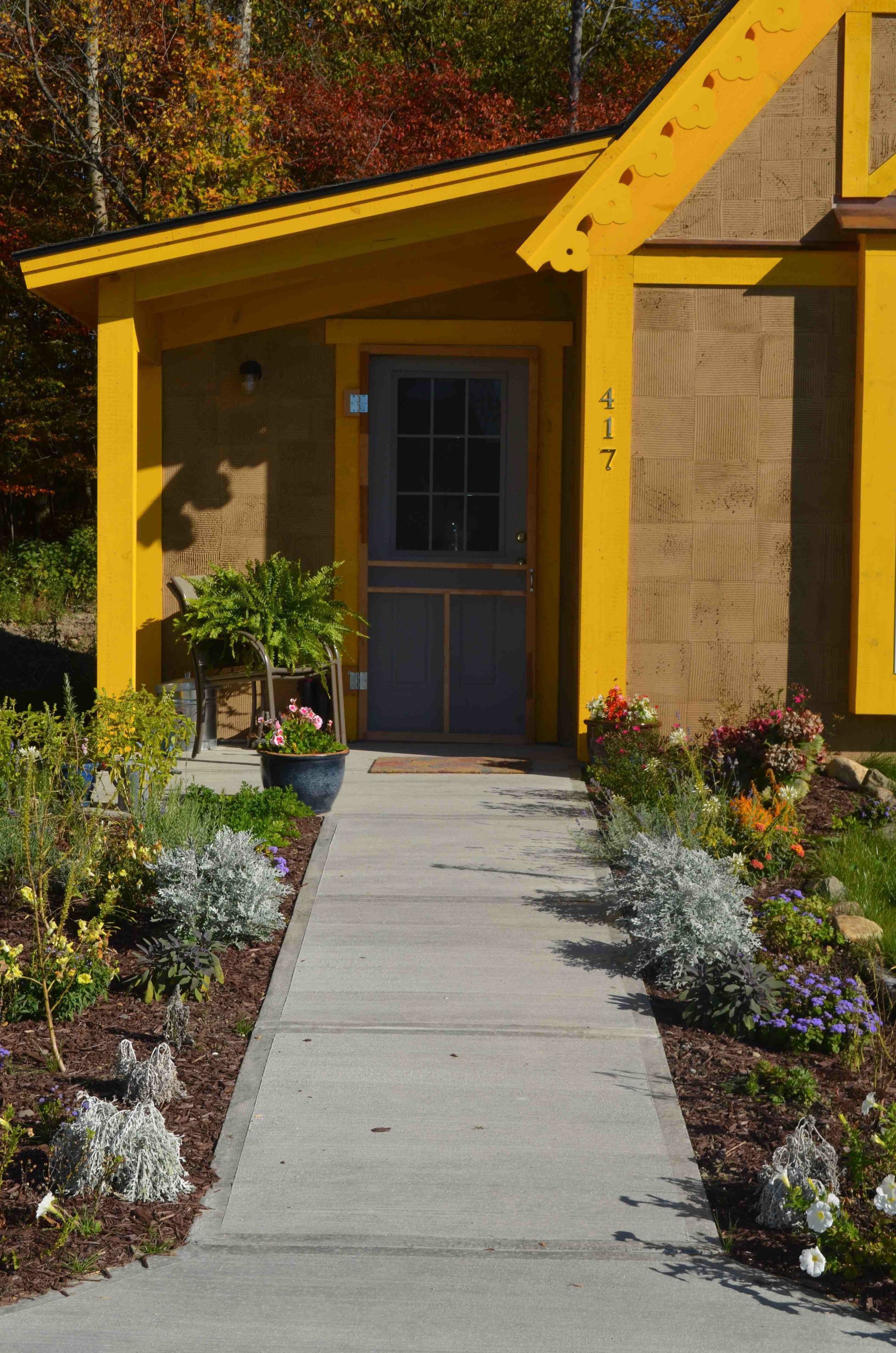 Boiceville-Cottages-Yellow-Apartment.jpg