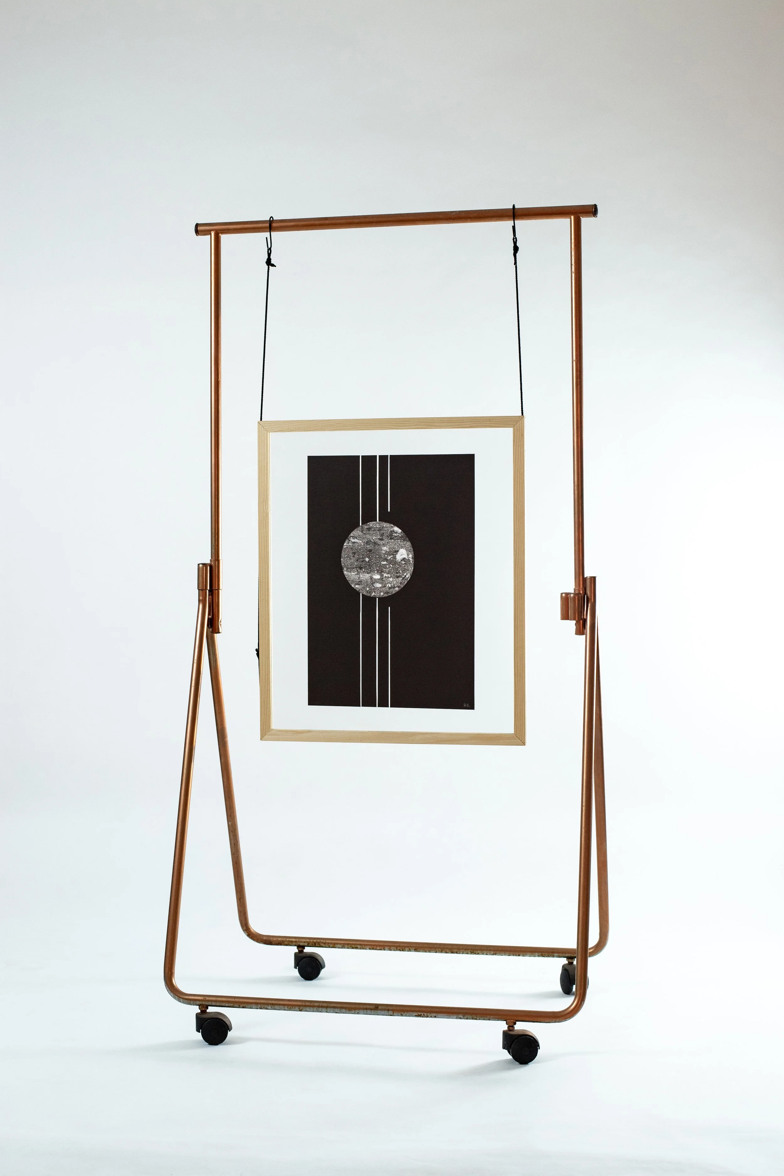 Transparent-MoonLight1-stand-web.jpg