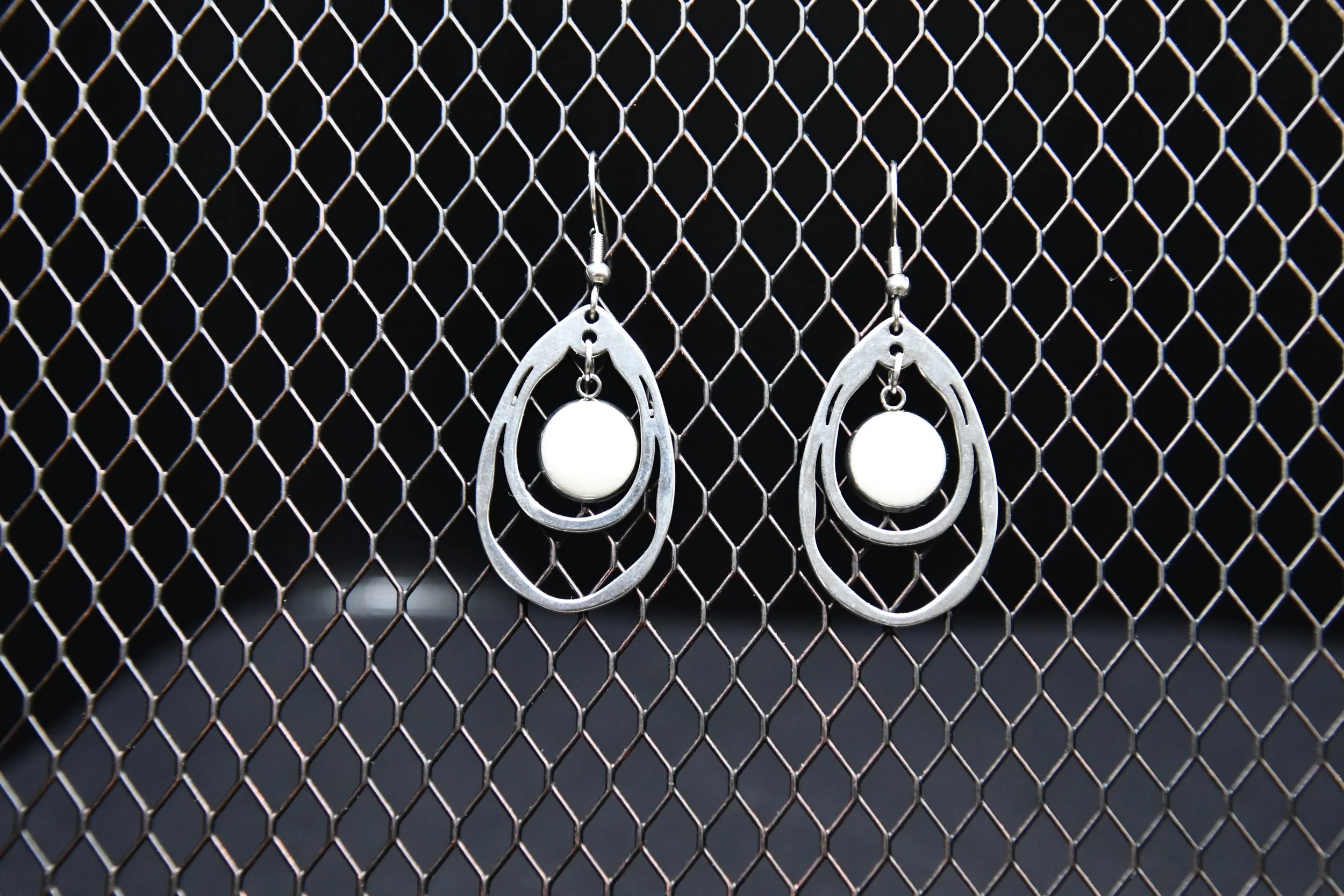 Pendant Drop Shaped Earring