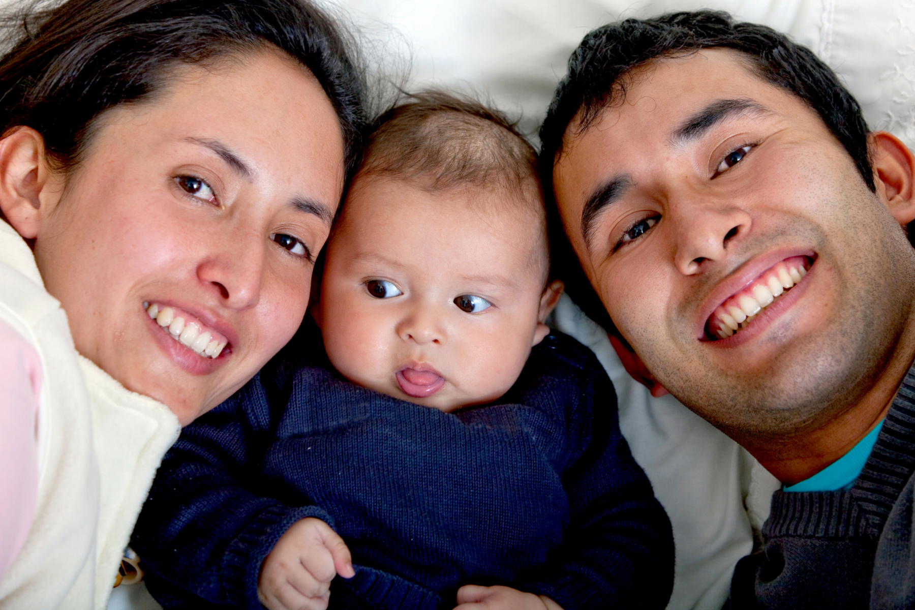 mom dad baby2.png