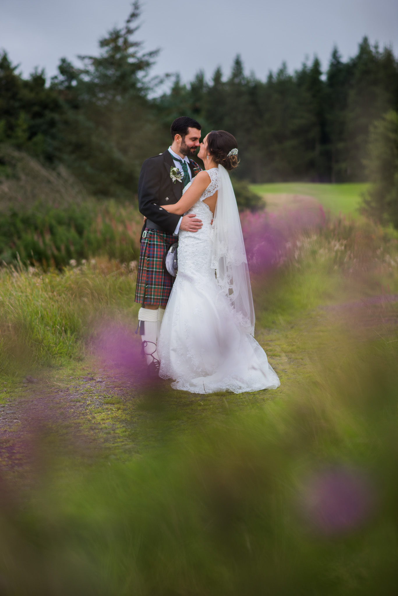 Wedding couple at Gleddoch House golf course