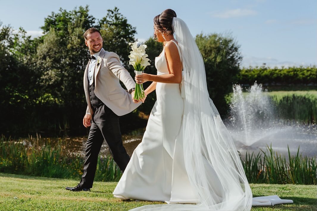 What an absolute blast photographing Paige &amp; Ryan&rsquo;s wedding day. My 3rd involvement with this family and I&rsquo;ve loved every minute. Although quite a windy day, the sun shone and gave us a warm day where everyone enjoyed the fabulous gro