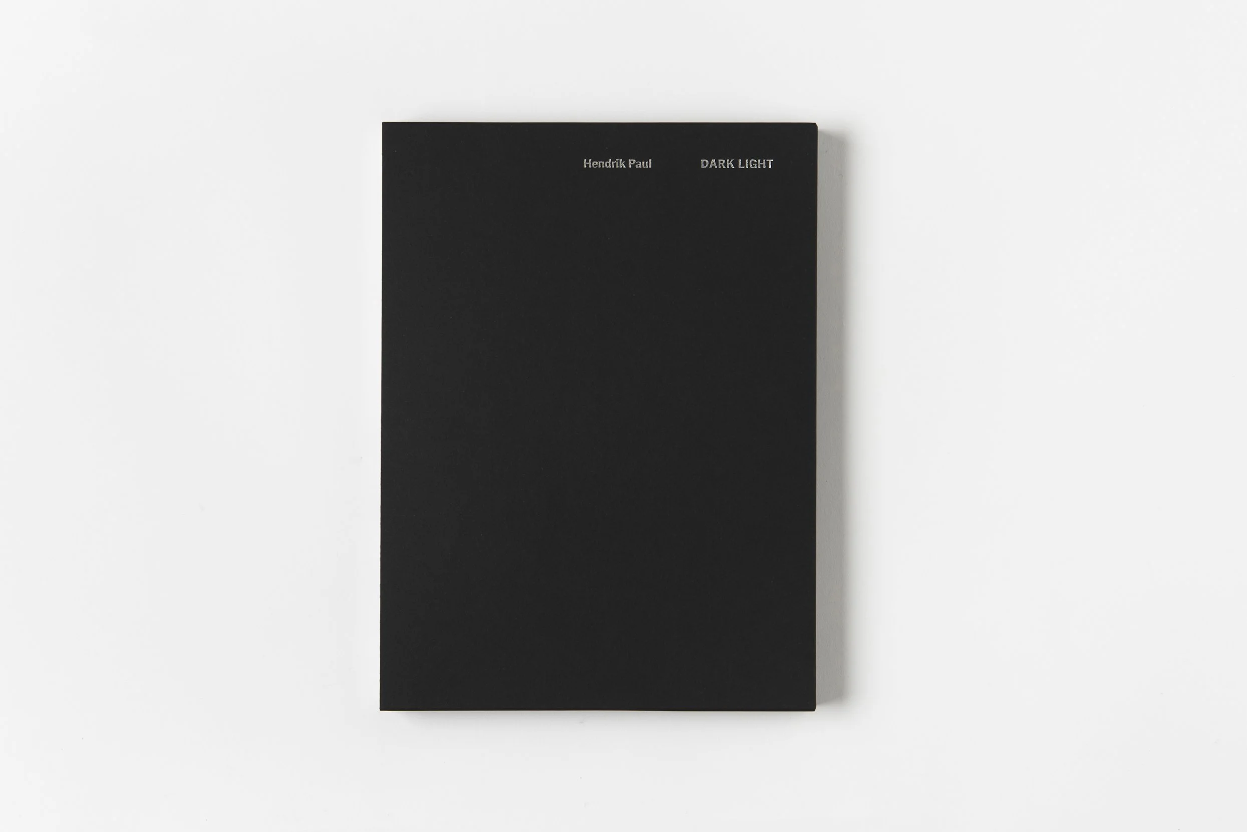 dark-light-SE-01.jpg