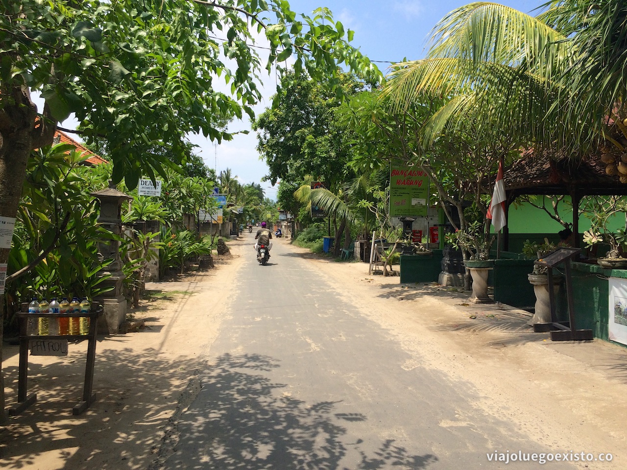 Calle principal de Jungut Batu