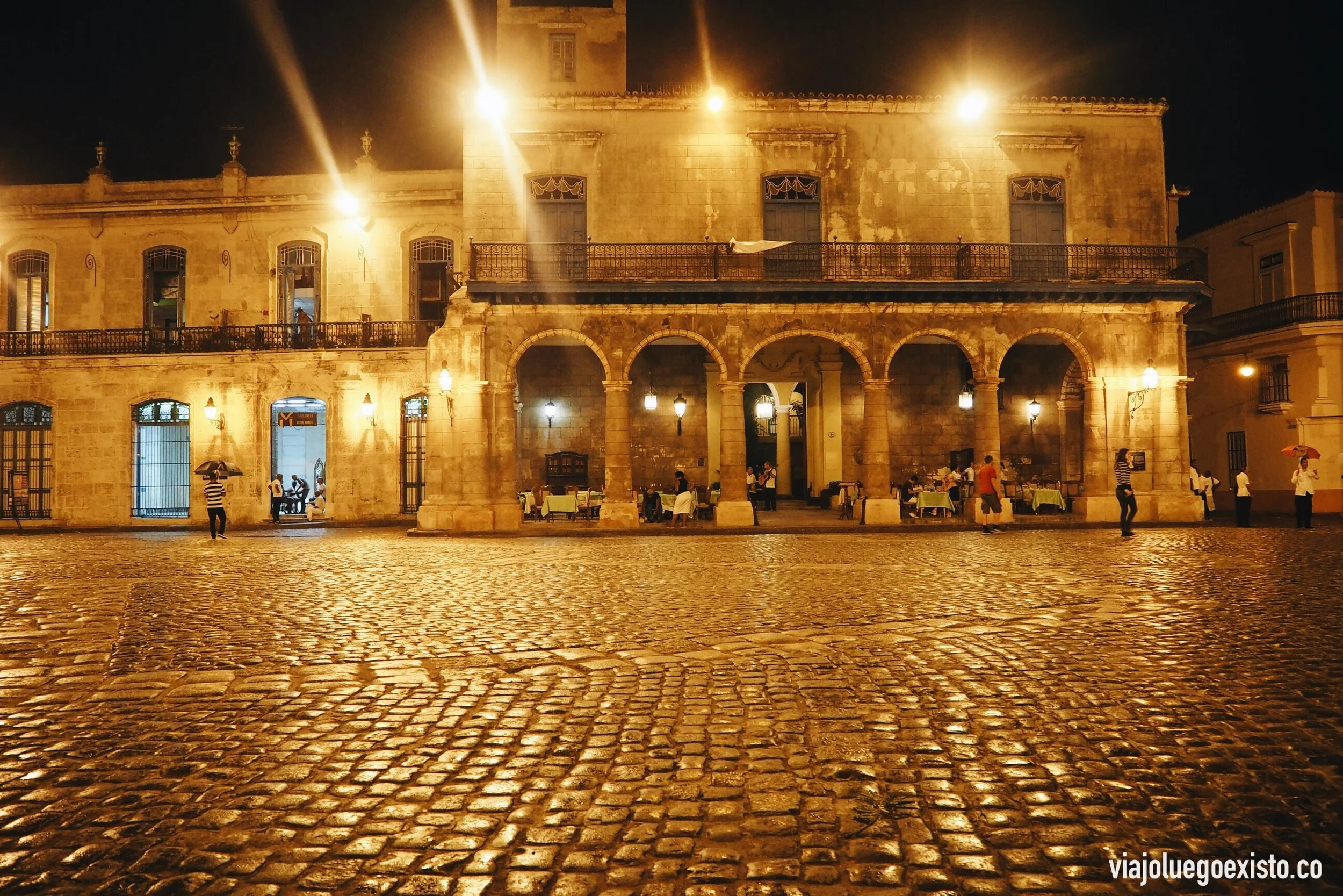 Plaza de la Catedral en La Habana Vieja.