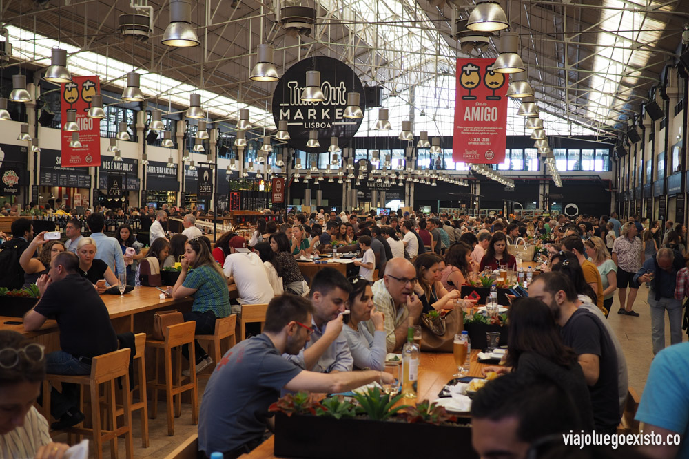 Mercado da Ribeira, sitio imprescindible para comer bien y barato. 