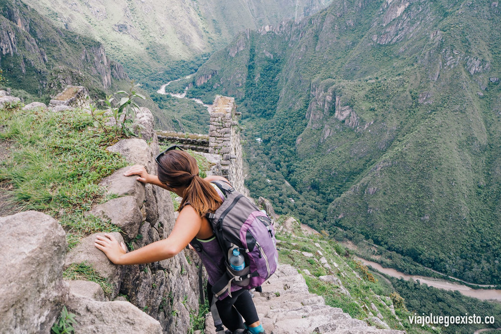  Bajando del Wayna Picchu, hay muchas escaleras y algunas muy empinadas 