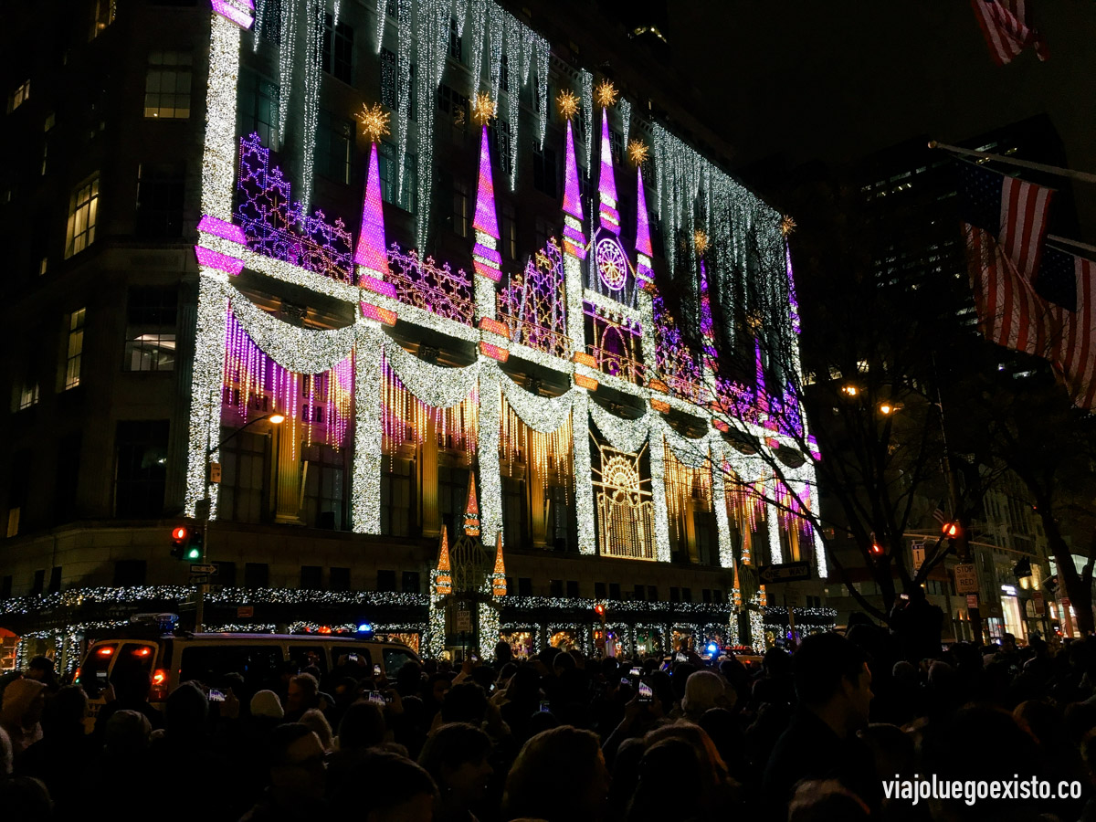  El espectáculo de luces y música de Saks, muy cerca del Rockefeller 