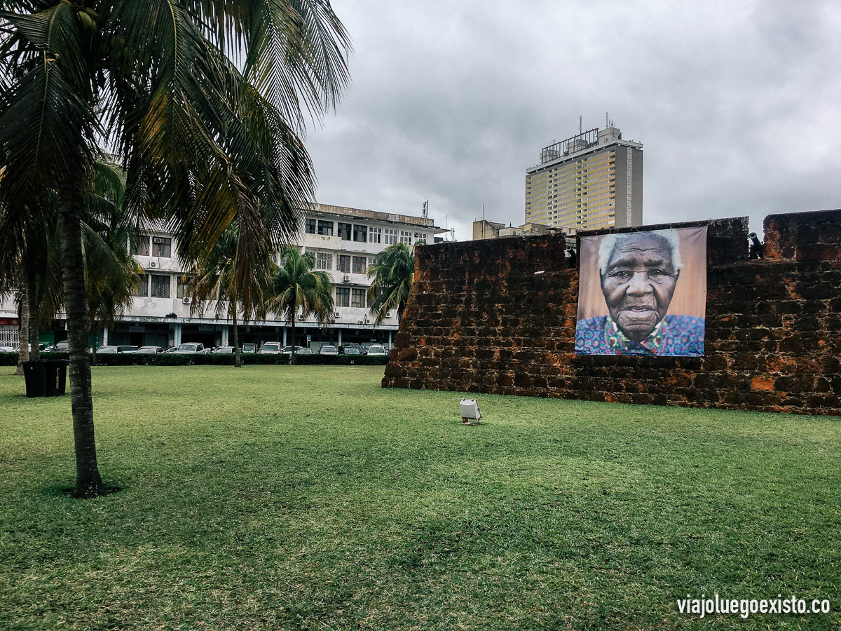  Exteriores de la fortaleza de Maputo 