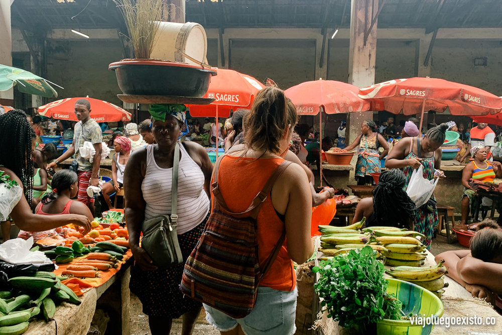  Mercado municipal de Santo Tomé 