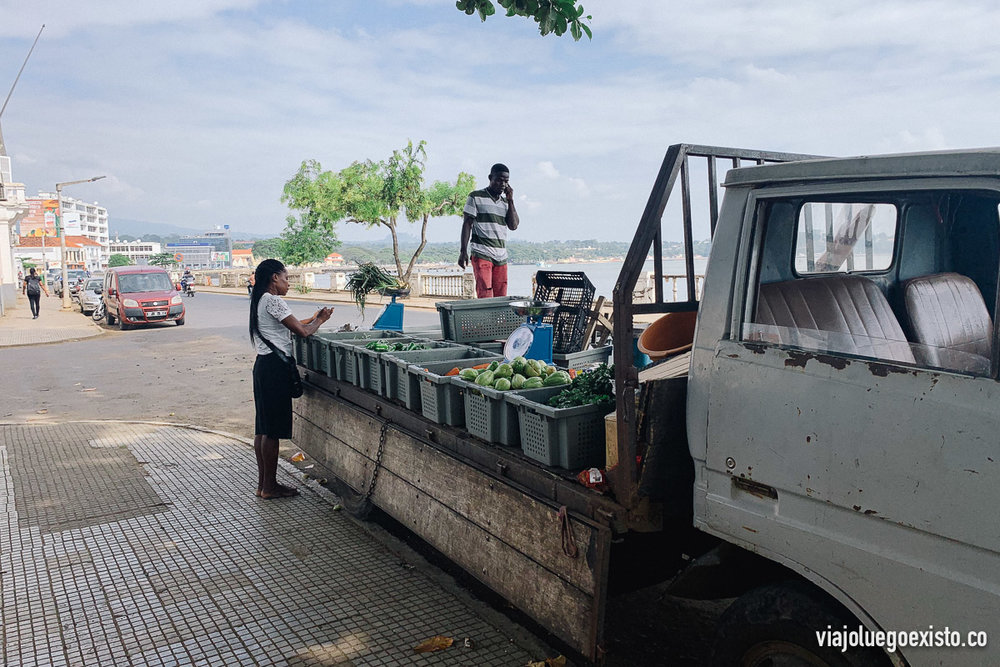  Además de en el mercado, así se vende fruta y verdura en Santo Tomé 