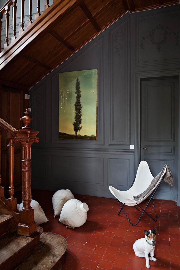 Modern Art Greige, via Architectural Digest Espana .