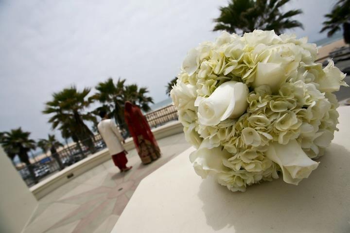 Bride's bouquet of sahara roses
