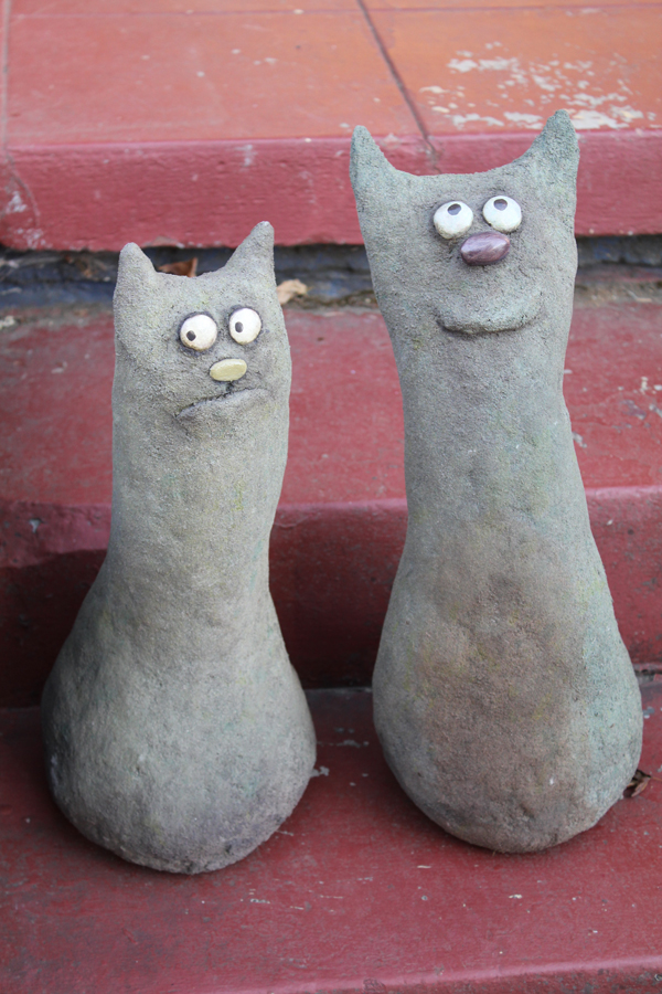concrete-cats.jpg