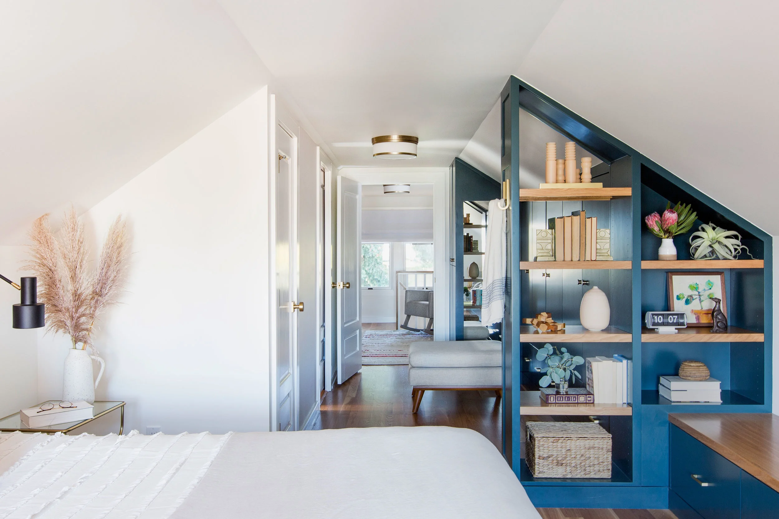 Casework_Wallingford_Master Bedroom_05.jpg