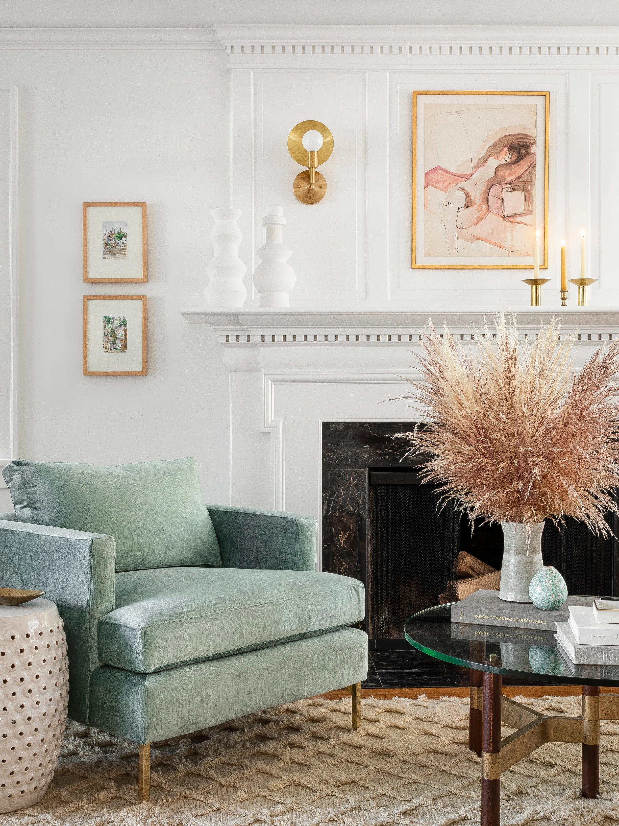 Casework_Montlake_Living+Room_01.jpg