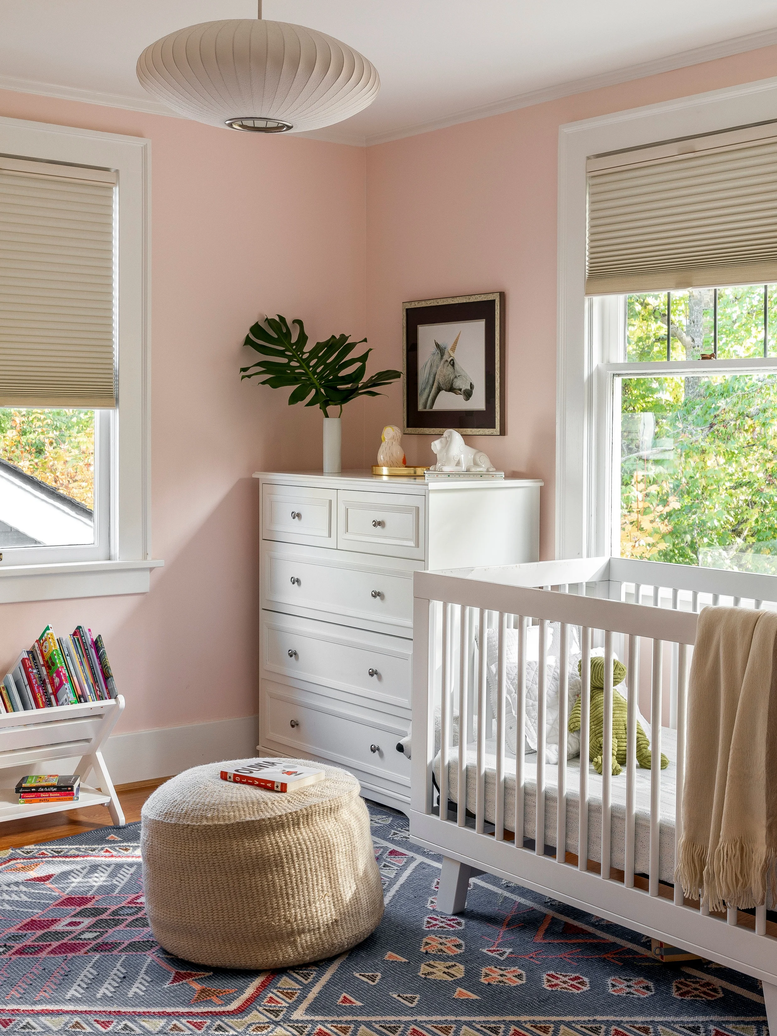 Casework_Montlake_Bedroom_02.jpg