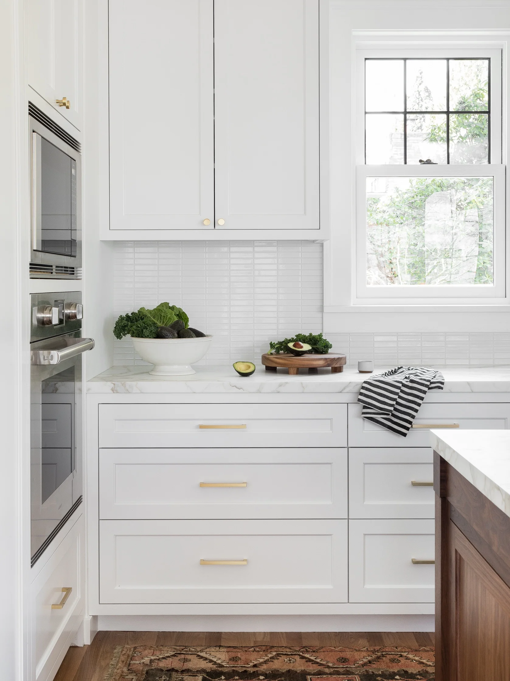 Casework_Montlake_Kitchen_05.jpg