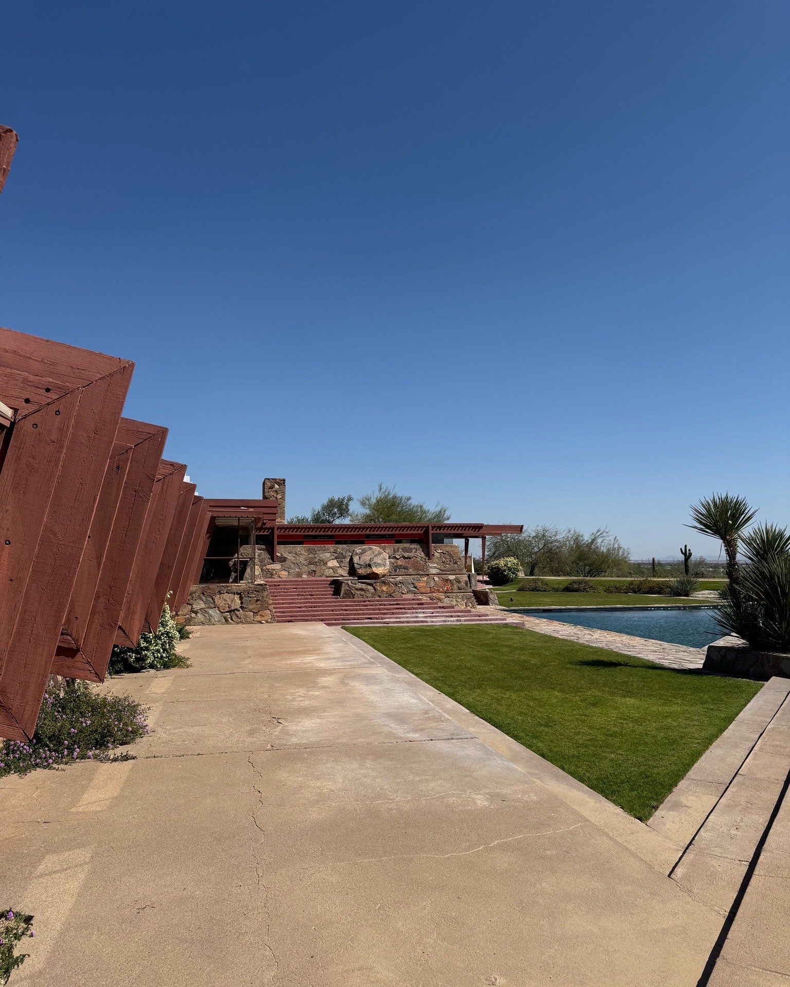 Architecture tours with friends &mdash; Taliesin West &mdash; former home and studio of Frank Lloyd Wright, Scottsdale, Arizona. 1937

Can we take a moment and talk about inspiration? Specifically, this place called Instagram and Interiors where we g