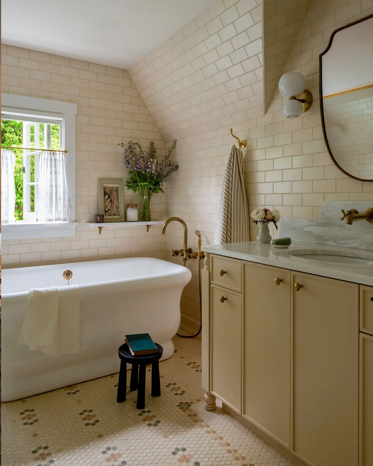 Historic Hofer House | Primary Bath Case Study

Swipe to see how a few intentional shifts changed everything.
In older homes, space is precious&mdash;and a double vanity isn&rsquo;t always the answer. The before shows it was squeezed in at the cost o