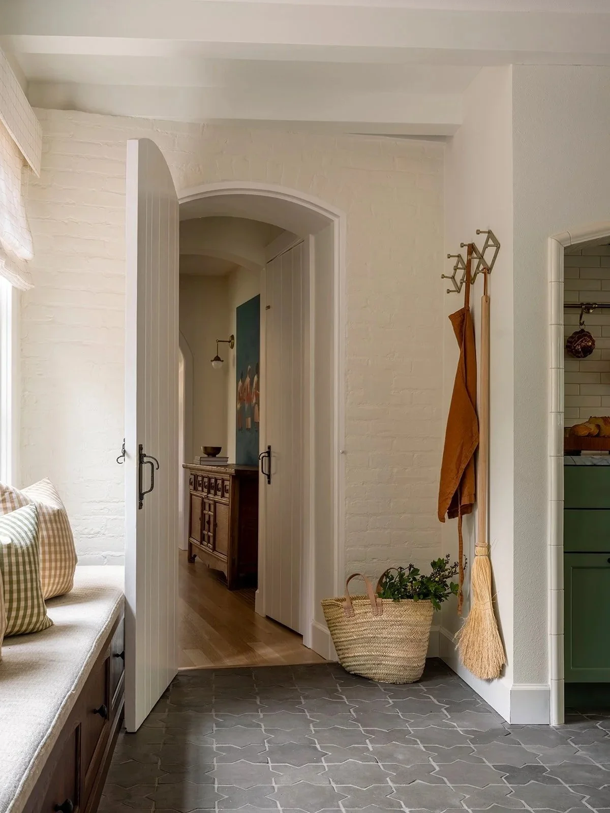 Custom kitchen renovation in Lake Oswego historic home