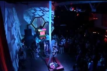 The One Series with Simon Shackleton at Inner Mission in San Francisco