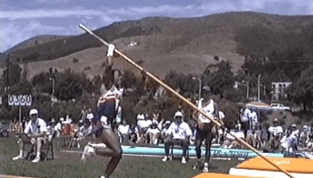 Example of a pole vaulter that displays poor leverage and strength within his technique