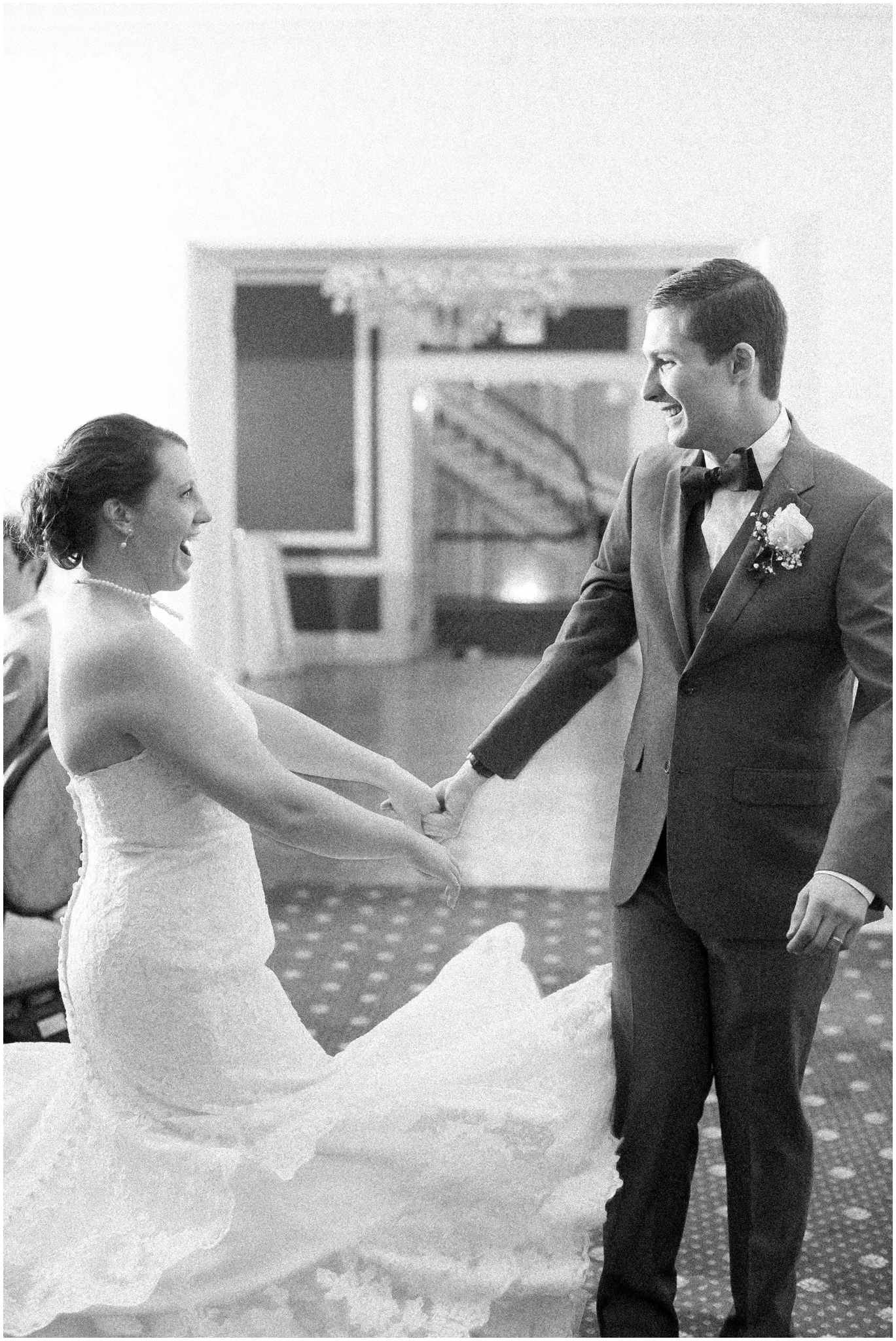 Madison_Club_Madison_Wisconsin_Wedding_Photographer_Spring_Rainy_Wedding_2667.jpg