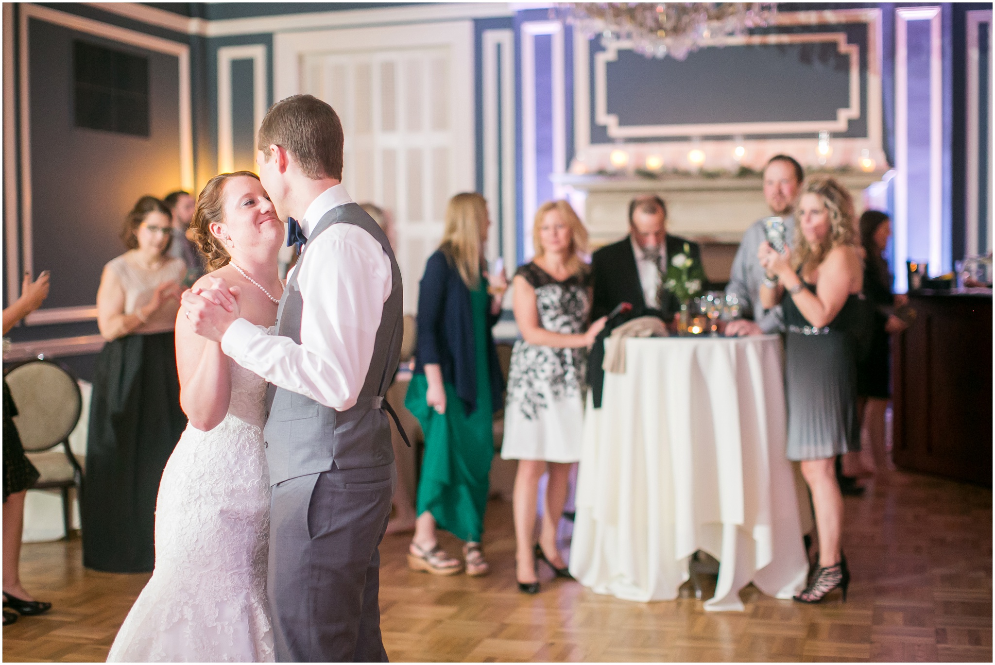 Madison_Club_Madison_Wisconsin_Wedding_Photographer_Spring_Rainy_Wedding_2672.jpg