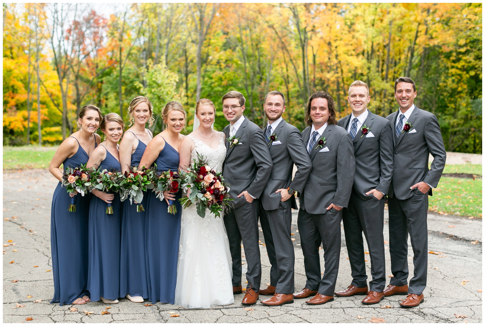 fall_wedding_pullmans_trolley_resturant_kimberly_wisconsin_1682.jpg