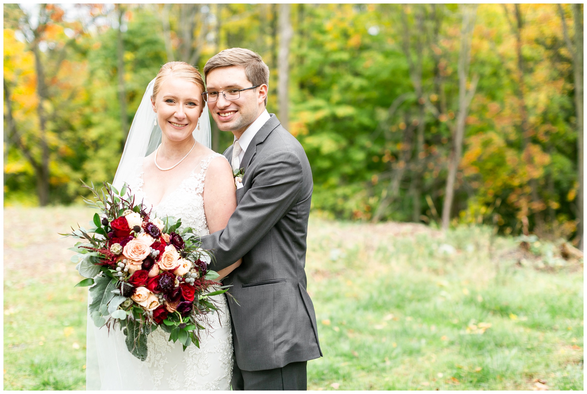 fall_wedding_pullmans_trolley_resturant_kimberly_wisconsin_1708.jpg