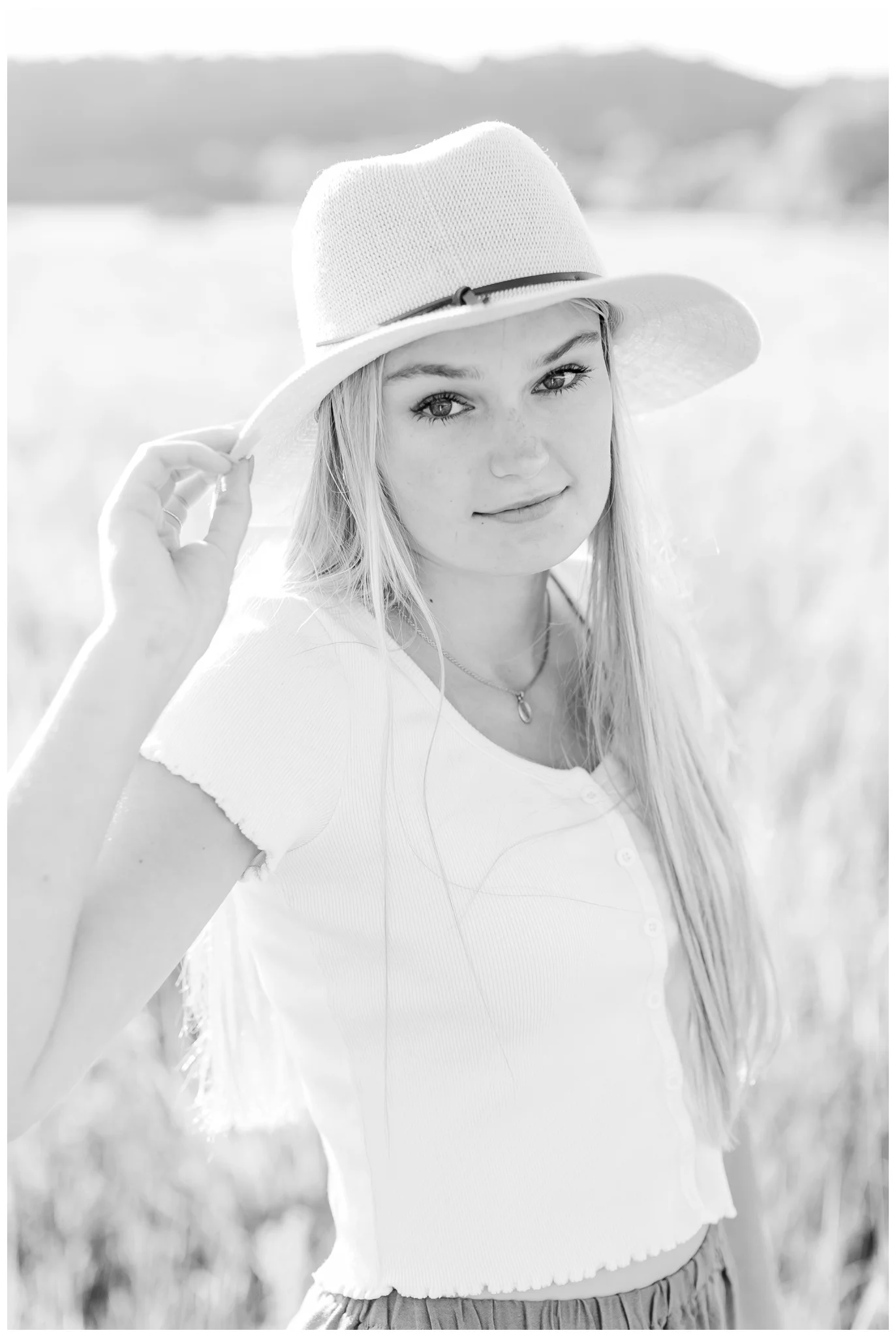 senior_photographer_madison_wisconsin_caynay_photo_4671.jpg